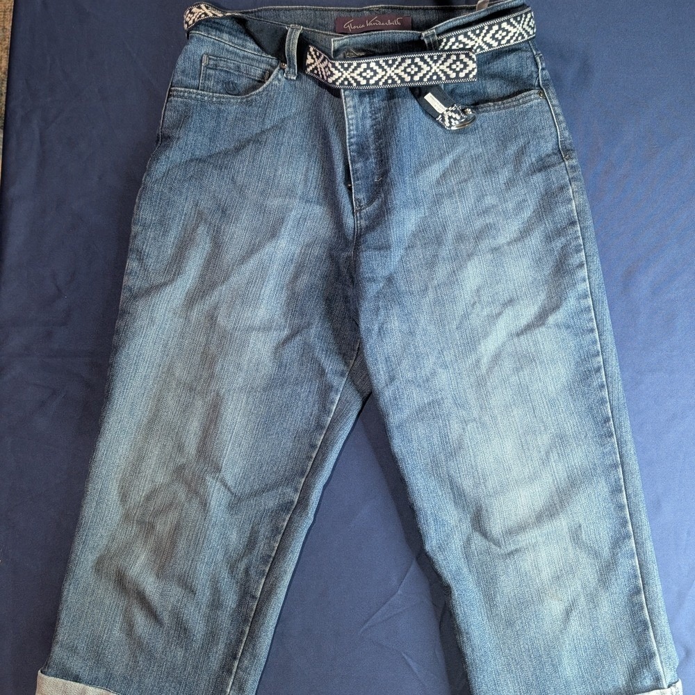 Blue Denim Jeans with‎ Patterned Belt